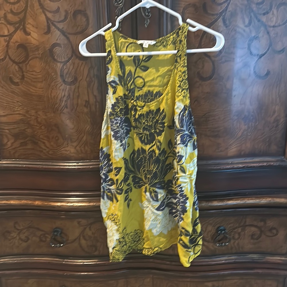 Floral Yellow-green Sleeveless Top